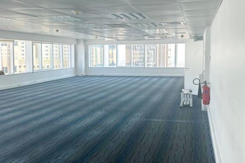 Bureau à Sheikh Zayed Road, Dubai, 744 m², № 16215 - photo 2