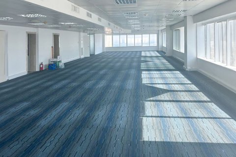 Bureau à Sheikh Zayed Road, Dubai, 744 m², № 16215 - photo 1