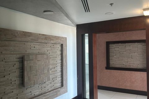 Bureau à Sheikh Zayed Road, Dubai, 372 m², № 16216 - photo 2