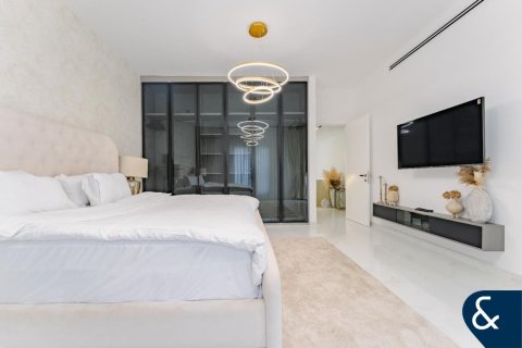 Купить виллу в Springs 15, The Springs, Дубай: 3 спальни, 228м², № 78947 - фото 14