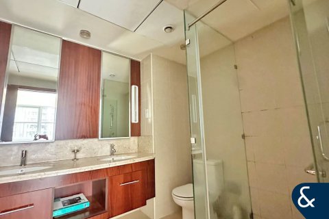 Apartment in Downtown Dubai (Downtown Burj Dubai), Dubai 2 bedrooms, 109 sq.m. № 78937 - photo 6