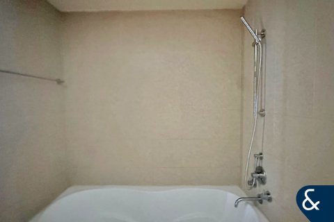 Apartment in Downtown Dubai (Downtown Burj Dubai), Dubai 2 bedrooms, 109 sq.m. № 78937 - photo 8