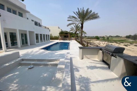 Купить виллу в Арабиан Ранчес, Дубай: 5 спален, 998м², № 78946 - фото 23
