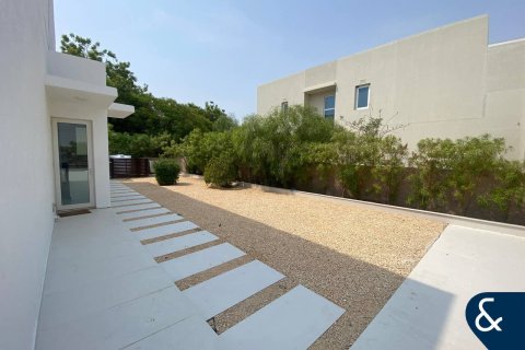 Купить виллу в Арабиан Ранчес, Дубай: 5 спален, 998м², № 78946 - фото 26