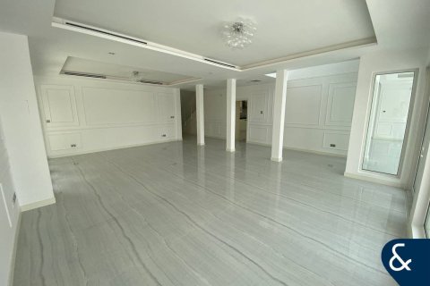 Купить виллу в Арабиан Ранчес, Дубай: 5 спален, 998м², № 78946 - фото 7