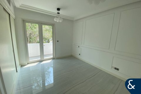 Купить виллу в Арабиан Ранчес, Дубай: 5 спален, 998м², № 78946 - фото 21