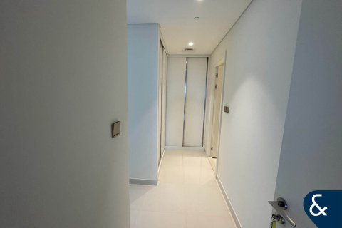 Apartment in EMAAR Beachfront, Dubai Harbour, Dubai 3 bedrooms, 179 sq.m. № 78943 - photo 8