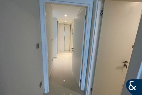 Apartment in EMAAR Beachfront, Dubai Harbour, Dubai 3 bedrooms, 179 sq.m. № 78943 - photo 12