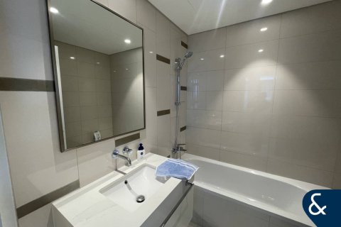 Apartment in EMAAR Beachfront, Dubai Harbour, Dubai 3 bedrooms, 179 sq.m. № 78943 - photo 7