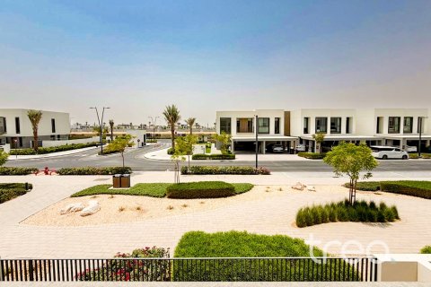 Villa in The Valley, Dubai 4 bedrooms, 212.19 sq.m. № 134628 - photo 5