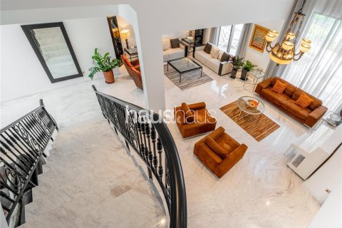 Villa in Jumeirah Islands, Dubai 4 bedrooms, 550 sq.m. № 43320 - photo 9