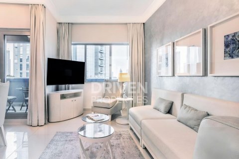 Apartment in Downtown Dubai (Downtown Burj Dubai), Dubai 3 bedrooms, 141 sq.m. № 65862 - photo 4