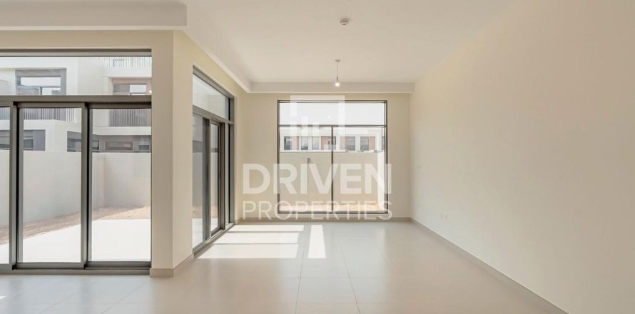 Villa in The Pulse, Dubai South (Dubai World Central), Dubai 4 bedrooms, 307 sq.m. № 65863