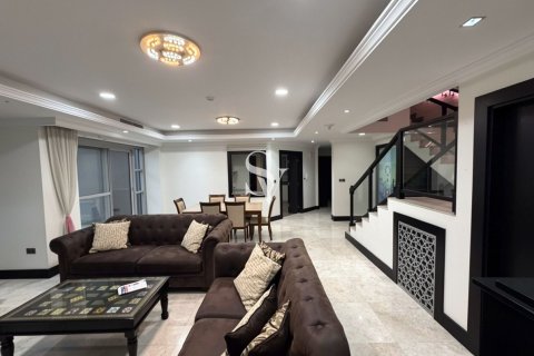 Duplex à Executive Towers, Business Bay, Dubai, 3 chambres, 280 m², № 114643 - photo 1