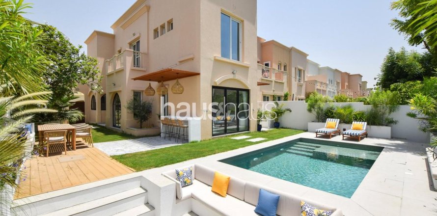 فيلا في Maeen, البحيرات, دبي 3 غرف نوم, 244 م² رقم 43378