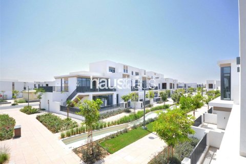 Villa à Arabian Ranches 3, Dubai, 3 chambres, 205 m², № 43389 - photo 5