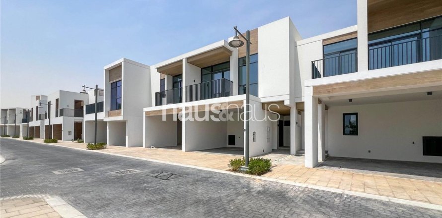 Villa à Arabian Ranches 3, Dubai, 3 chambres, 205 m², № 43389