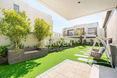 Townhouse in The Pulse, Dubai South (Dubai World Central), Dubai 4 bedrooms, 306 sq.m. № 87356 - photo 28