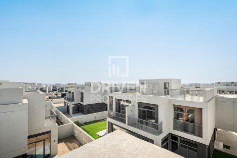 Townhouse in The Pulse, Dubai South (Dubai World Central), Dubai 4 bedrooms, 306 sq.m. № 87356 - photo 25