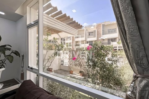 Villa à District 10, Jumeirah Village Circle, Dubai, 4 chambres, 288 m², № 87344 - photo 1