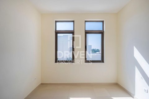 Купить виллу в Mira Oasis, Рим, Дубай: 3 спальни, 180м², № 87355 - фото 7