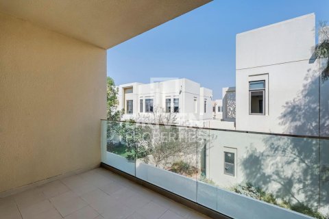 Купить виллу в Mira Oasis, Рим, Дубай: 3 спальни, 180м², № 87355 - фото 13