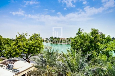 Villa in Sector E, Emirates Hills, Dubai 1723.72 sq.m. № 128396 - photo 27