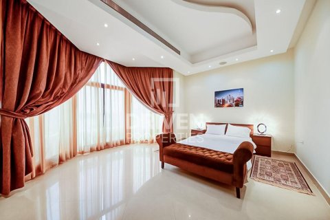 Villa in Sector E, Emirates Hills, Dubai 1723.72 sq.m. № 128396 - photo 18