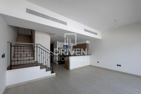 Adosado en Damac Lagoons, Dubai, 3 dormitorios, 144 m², № 128408 - foto 7