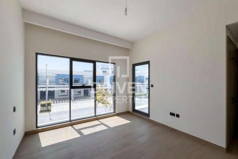 Adosado en Damac Lagoons, Dubai, 3 dormitorios, 144 m², № 128408 - foto 9
