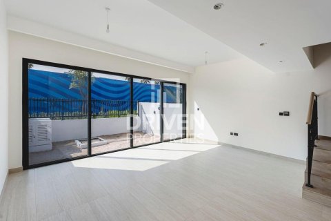 تاون هاوس في Damac Lagoons, دبي 4 غرف نوم, 144 م² رقم 128409