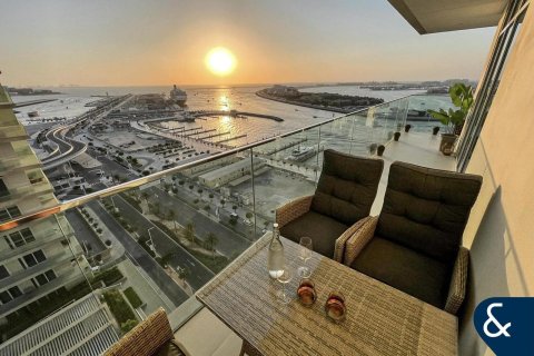 Квартира в EMAAR Beachfront, Dubai Harbour, Дубай, 2 спальни, 130м², № 98873