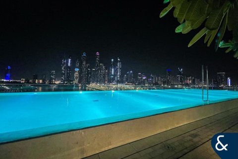 Снять в аренду квартиру в EMAAR Beachfront, Dubai Harbour, Дубай: 2 спальни, 130м², № 98873 - фото 15