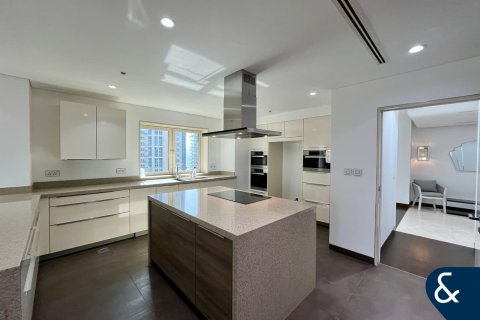 Apartamento en Emaar 6 Towers, Dubai Marina, Dubai, 5 dormitorios, 649 m², № 98871 - foto 20