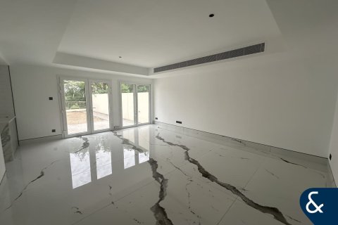 Снять в аренду виллу в Springs 12, The Springs, Дубай: 3 спальни, 254м², № 98792 - фото 4