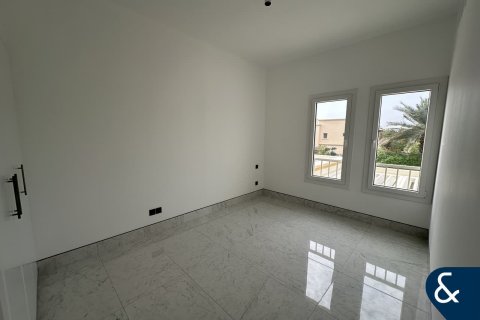 Снять в аренду виллу в Springs 12, The Springs, Дубай: 3 спальни, 254м², № 98792 - фото 6