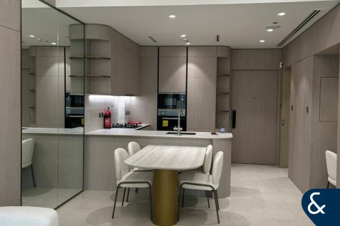 Apartamento en Jumeirah Village Circle, Dubai, 1 dormitorio, 76 m², № 98870