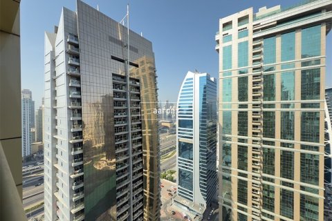 Apartment in Jumeirah Lake Towers, Dubai 1 bedroom, 67.7 sq.m. № 55481 - photo 9