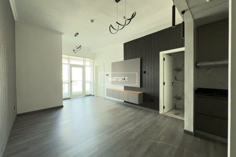 Apartment in Jumeirah Lake Towers, Dubai 1 bedroom, 67.7 sq.m. № 55481 - photo 5