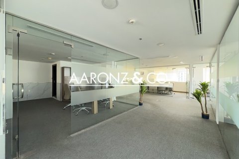 Bureau à Business Bay, Dubai, 204 m², № 55480 - photo 3