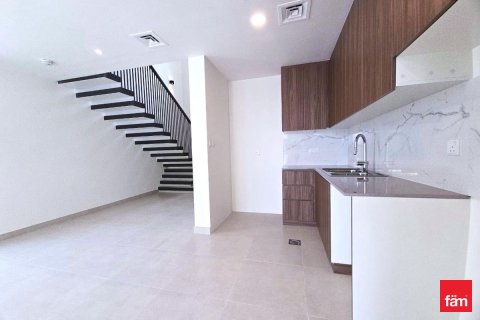 Adosado en Town Square, Dubai, 4 dormitorios, 261.7 m², № 70470 - foto 2