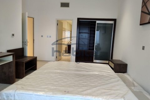 Снять в аренду квартиру в Sheikh Zayed Road, Дубай: 2 спальни, 113м², № 7718 - фото 7