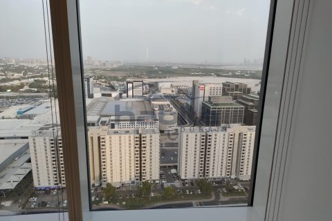 Снять в аренду квартиру в Sheikh Zayed Road, Дубай: 2 спальни, 113м², № 7718 - фото 1