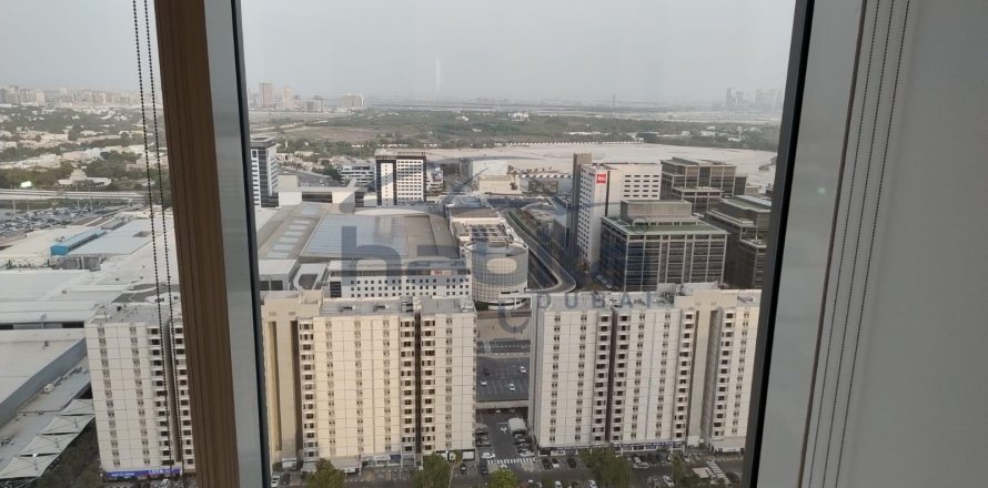 Квартира в Sheikh Zayed Road, Дубай, 2 спальни, 113м², № 7718