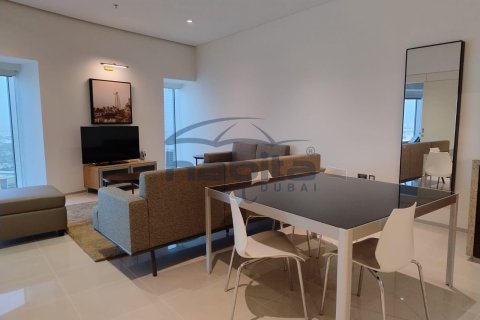 Снять в аренду квартиру в Sheikh Zayed Road, Дубай: 2 спальни, 113м², № 7718 - фото 2