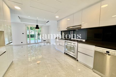 Снять в аренду виллу в The Springs, Дубай: 3 спальни, 251.55995631м², № 97481 - фото 6