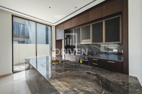 Villa en Dubai Hills Estate, Dubai, 5 dormitorios, 875.52 m², № 129004 - foto 11
