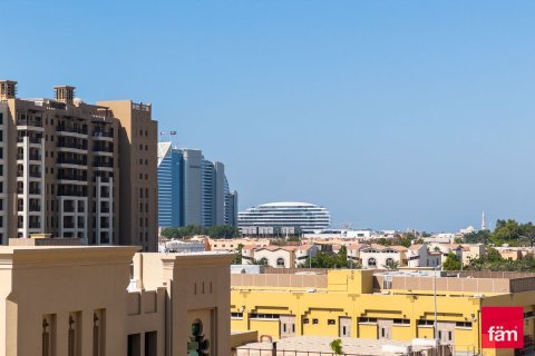 Снять в аренду квартиру в Умм-Сукейме, Дубай: 1 спальня, 80.7м², № 55638 - фото 5