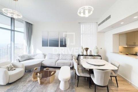 Apartamento en BLVD Crescent, Downtown Dubai (Downtown Burj Dubai), Dubai, 2 dormitorios, 131.09 m², № 126865 - foto 3