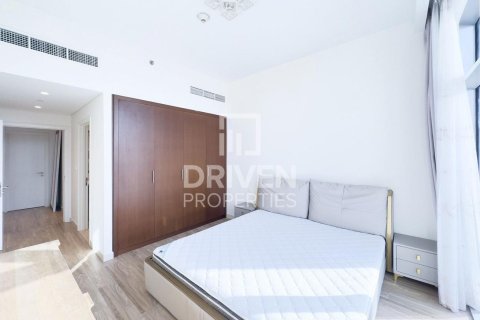 Apartamento en BLVD Crescent, Downtown Dubai (Downtown Burj Dubai), Dubai, 2 dormitorios, 131.09 m², № 126865 - foto 7